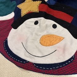 X Large snowman Skirt & 4 Large Stockings