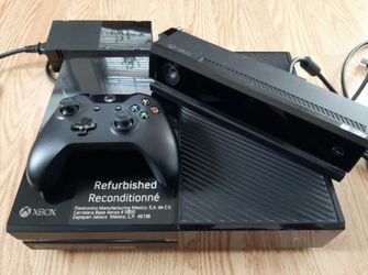 Microsoft Xbox One with Kinect 500GB Black Console Model 1540 w/controller.