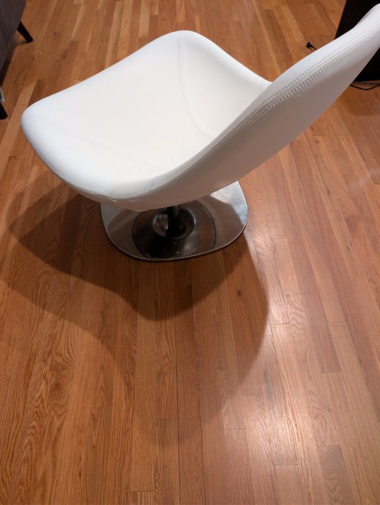 Mid Century,Ikea White Leather Tirup Swivel Chair designed by Carl Ojerstam Timeless Classic