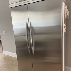 Refrigerator Kitchen Aid 48…$1,500