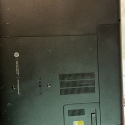 HP Pavilion 17-E117DX 8 GB RAM, 700 GB HDD, CORE I3