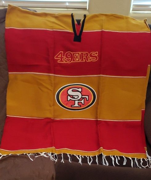 NFL 49ers Sports Poncho / Serape