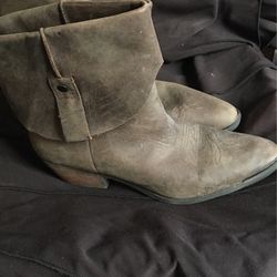 Ralph Lauren Shorty Boots