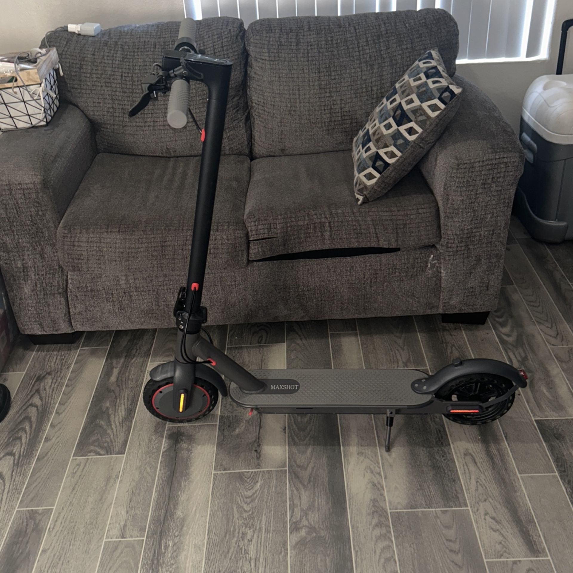 Maxshot V1 Electric Scooter
