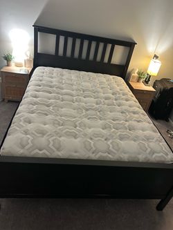 Queen Mattress - 13” Sealy Posturepedic