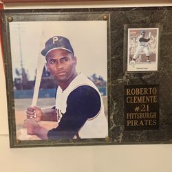 Roberto Clemente Plaque with Photo & Baseball Card