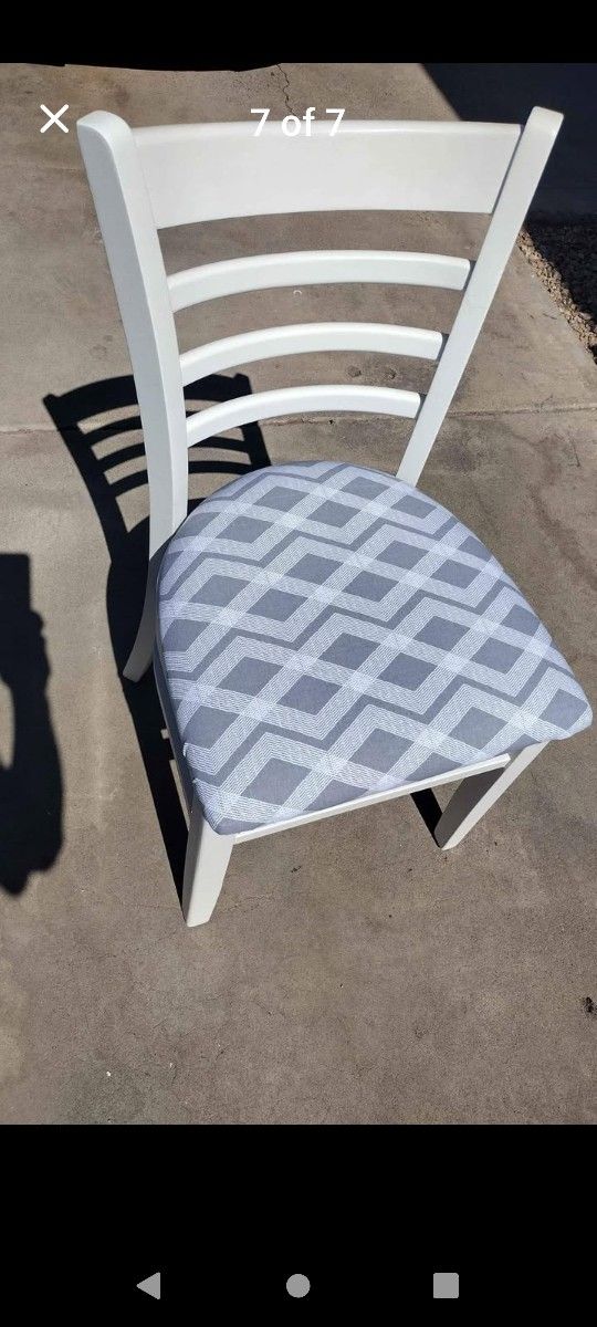 Dining Table And 6 Chairs