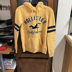 Hollister Hoodie Size Small