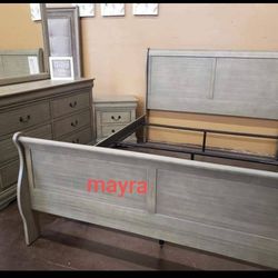 Bedroom Set Bed Nightstand 🐈🐈