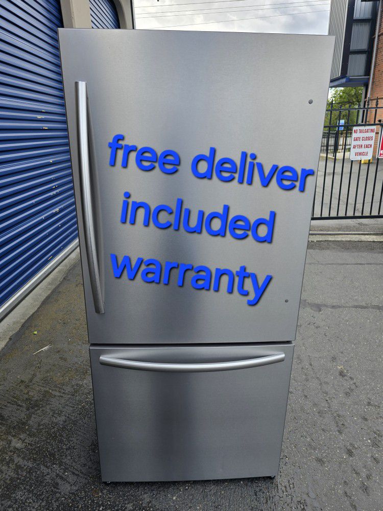 30 Days Warranty (Mora Fridge Size 33w 30d 69h) I Can Help You With Free Delivery Within 10 Miles Distance 