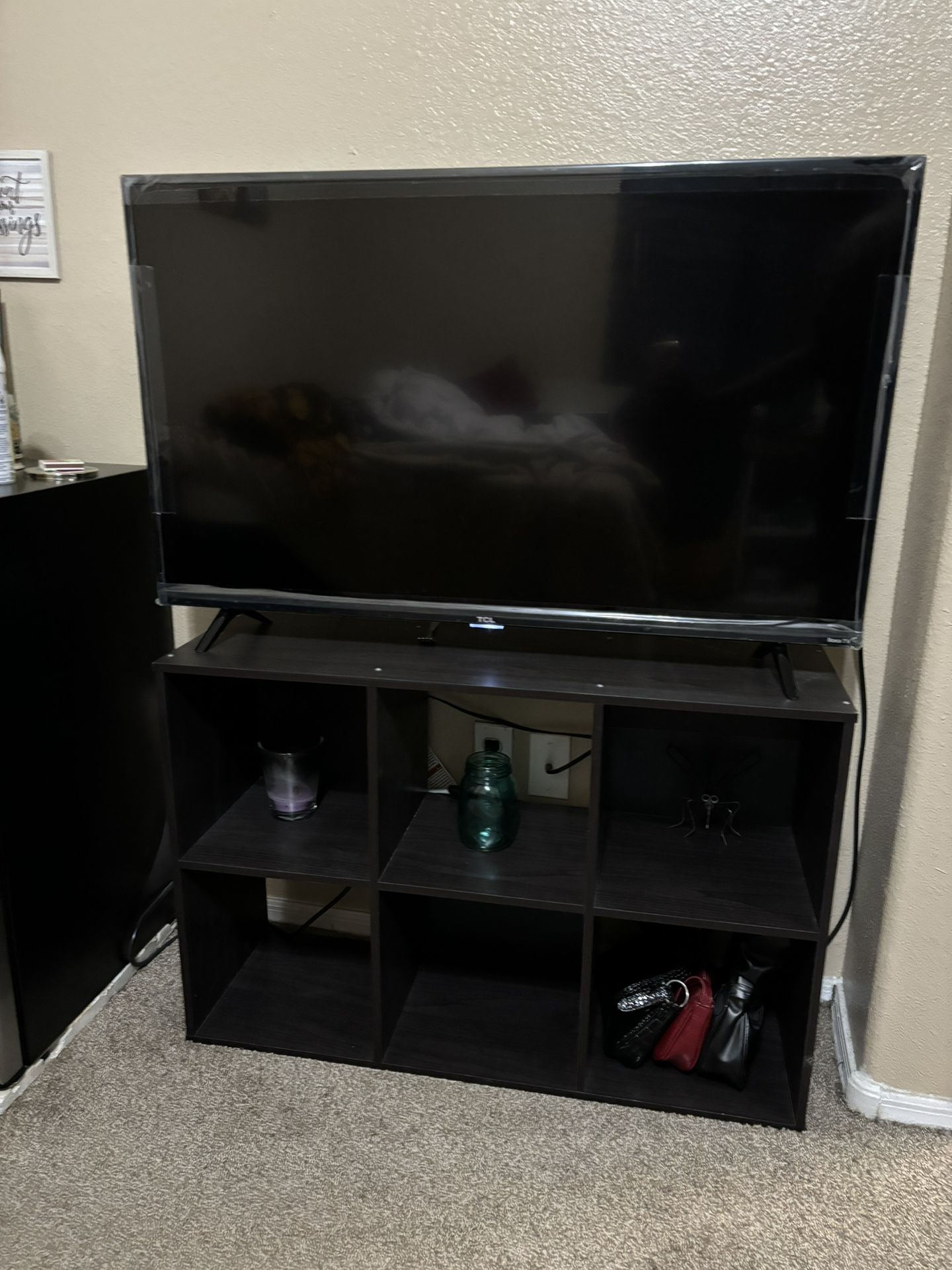 43 Inch ROKU TCL TV with TV Stand 