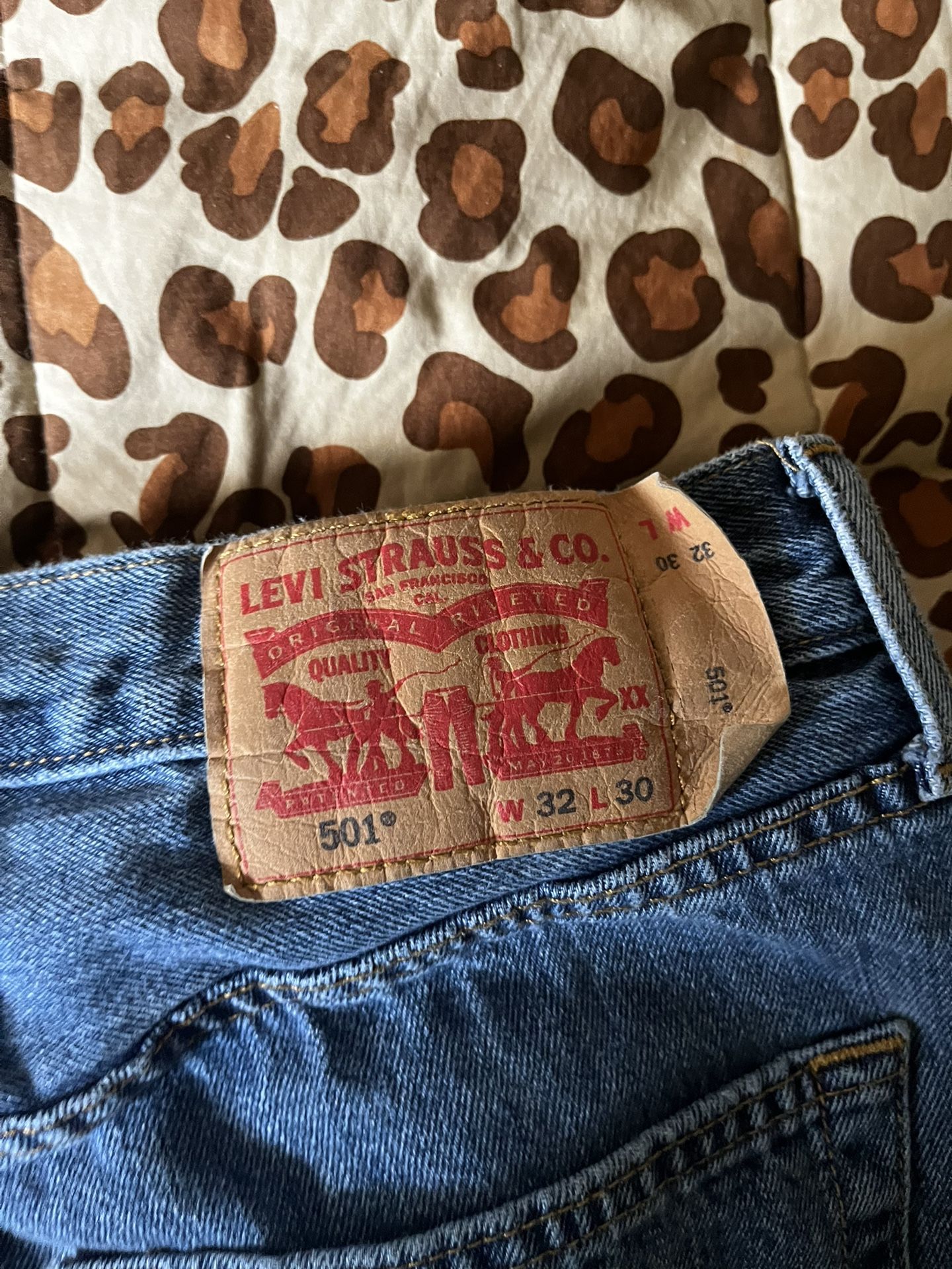501 Levi’s 5 Pair 32x30