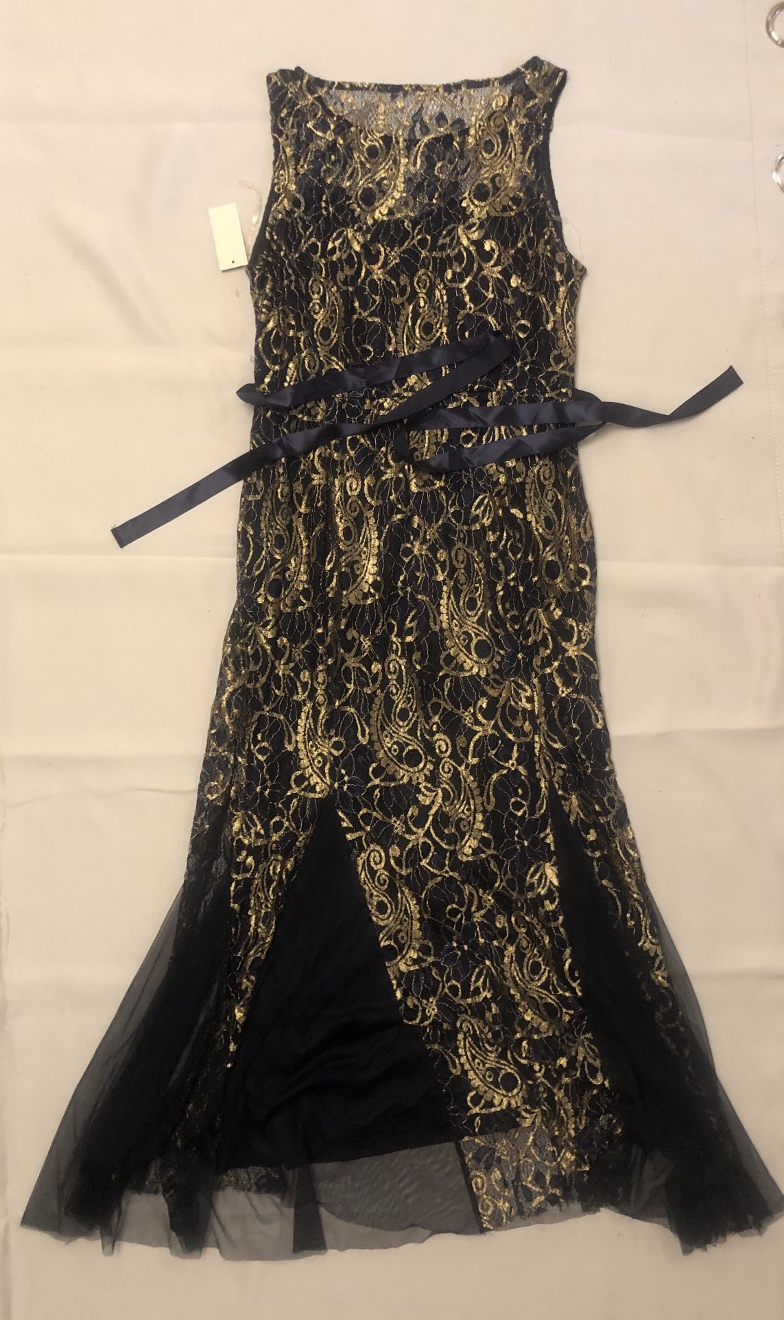 coral colored casual dresses Pink Floral Embroidered Maxi Dress - Event red carpet moments 1.29.25 Size:3L Small 90s Black Velvet
