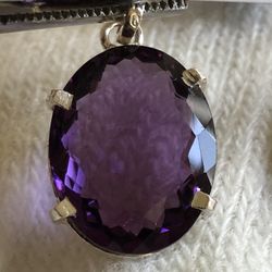 New Pendant 925 sterling Silver With Big Oval Amethyst please pay attention to all pictures for more details and please look at all my item Thanks 