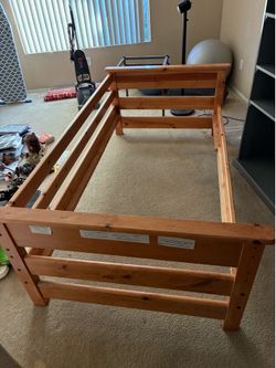 Free Bed frame