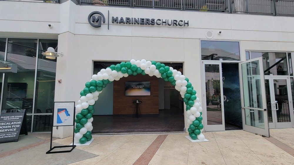 10ft Balloon Arch Spiral Column