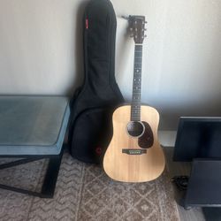 Acoustic 6-string Guitar Martin & Co