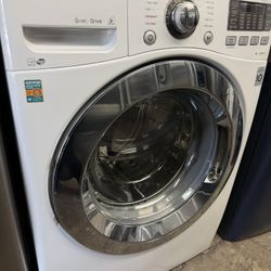 LG Washer 4.5 Cu Ft Front Load 27”w