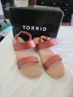 Womens Size 13 Low Heel Sandal 
