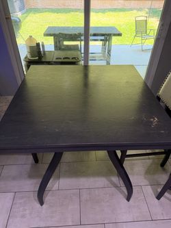 Dinning Table