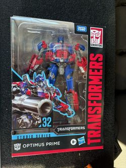 Transformers Studio Series Optimus Prime #32