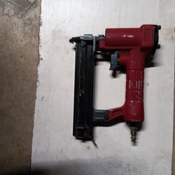 Central Pneumatic 18-Gauge Air Brad Nailer - $15