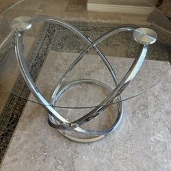 Coffee table and two end table