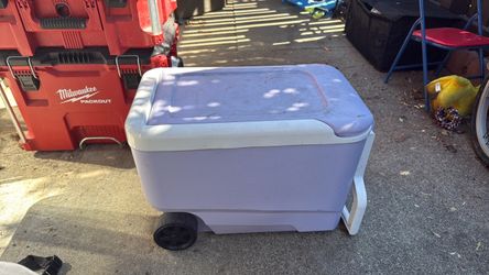 Lavender cooler