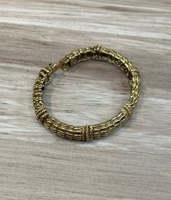 DAVID WEBB 18K GOLD BRACELET- STUNNING