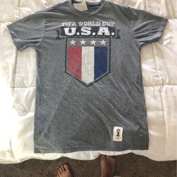 New USA World Cup Supporters Shirt - Size Small