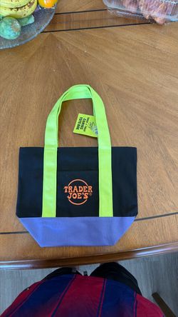 trader joe’s limited edition halloween tote bag