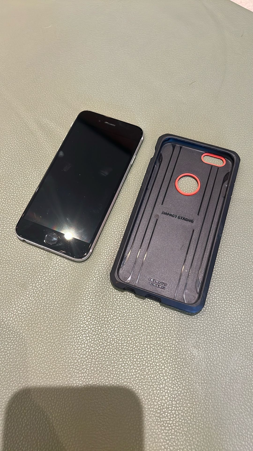 PERFECT SHAPE IPHONE 6 16GB UNLOCKED
