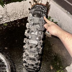 MotoZ Desert H/T dirt wheelset (21” / 18”) 