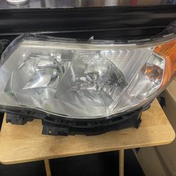 Subaru Forester Headlight Pair 2009-2013 84001SC210/84001SC20