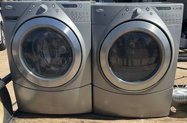 Whirlpool Duet Washer And Dryer Set