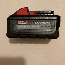 Brand New Milwaukee M18 Red Lithium High Output XC 8.0 AH Battery.         115 Firm on Price.      115 Firme en Precio.