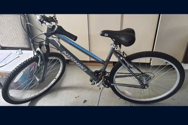 Nishiki Women's  26" Mountain Bike Very Good Condition
