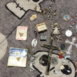 Religious Pendent,Charms,Trinkets,Necklaces 