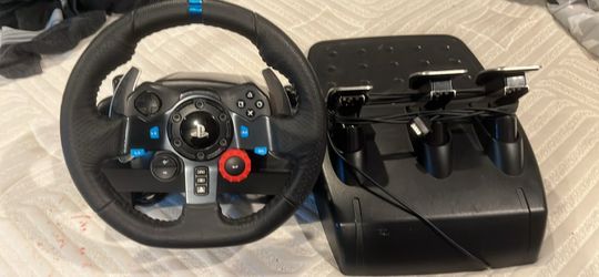 Logitech g29 steering wheel and pedals