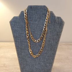 Two Necklaces All In One 14k Gold Plated  .   Size  .The largest Is 9 "    The Smaller One  6" .  