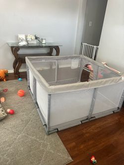 Baby Play Pen