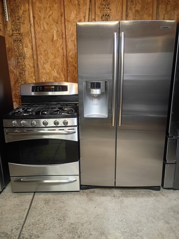 Refrigerator An Gas Stve 