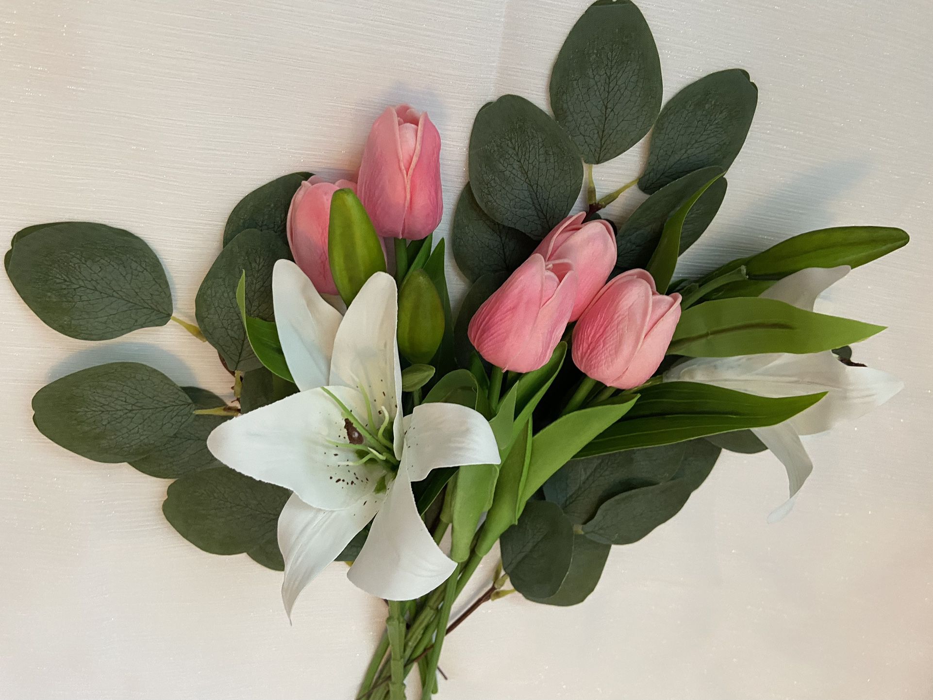 10 count | Pink Tulip White Lily Eucalyptus Flowers Wedding Bouquet Centerpiece Set ~ New