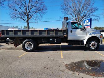 2004 Ford F-750