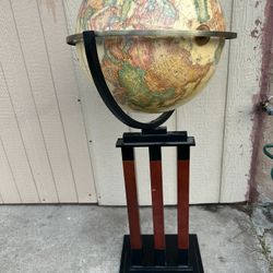 Stand Classic World Globe ( Replogle 40”h / 16”diameter 