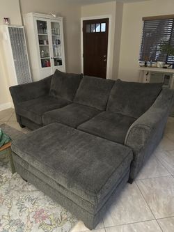 Couch With Storage Ottoman