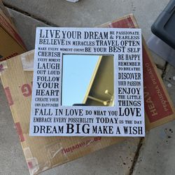 Canvas mirror sign
