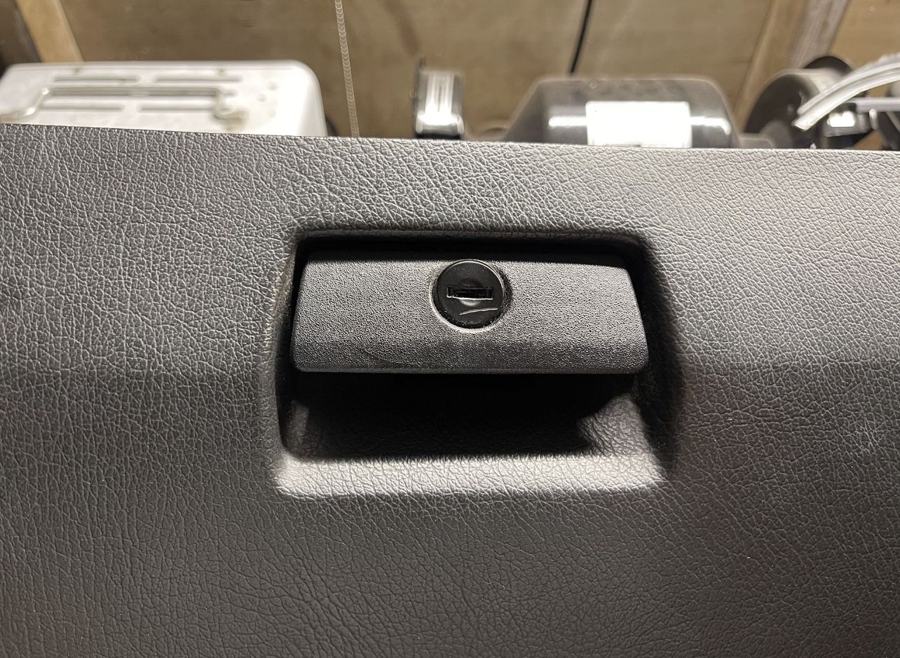BMW E30 Glove Box for Sale in San Gabriel, CA OfferUp