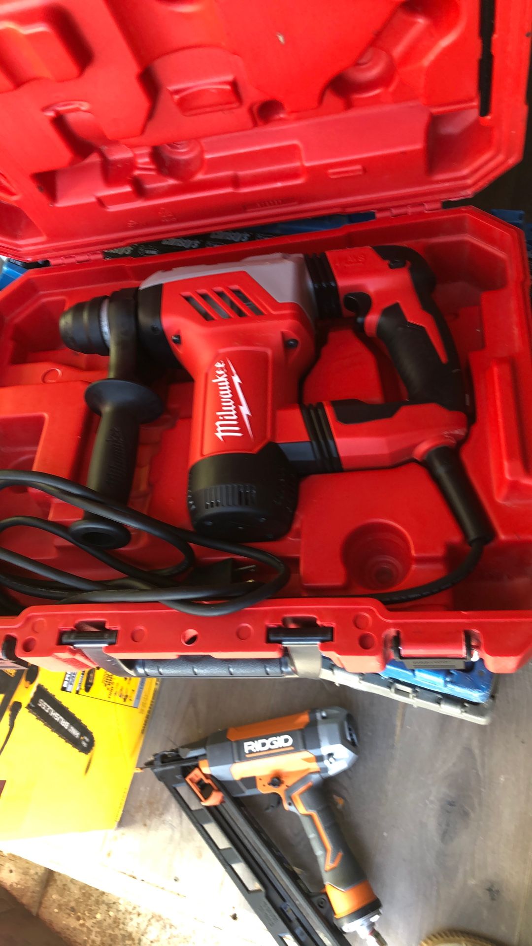 1- 1/8” Rotary Hammer