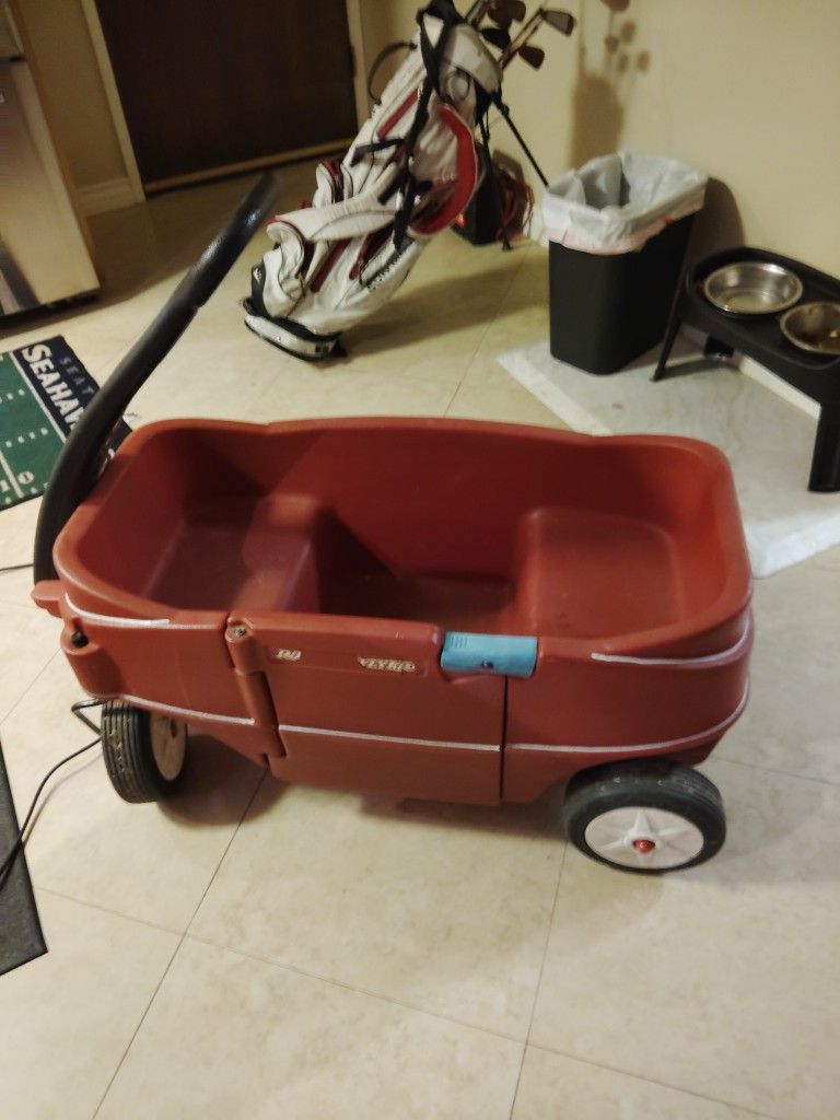 Radio Red Flyer Wagon